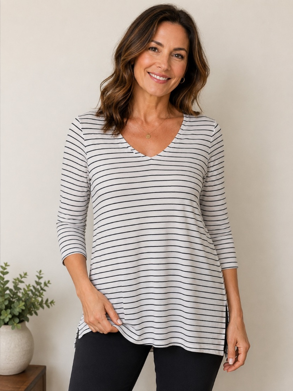 J. Jill White and Black Striped V-Neck 3/4 Sleeve Tunic Size M